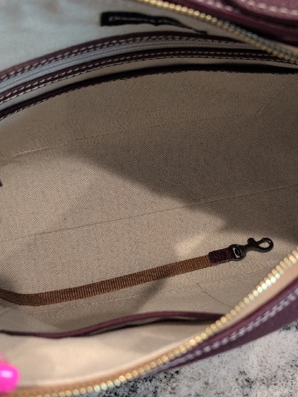 Dooney & Bourke Burgundy Pebble Leather Shoulder Bag w/Matching Wallet - Picture 4 of 16